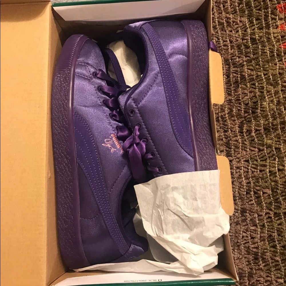 purple pumas